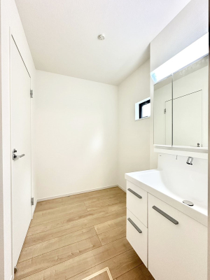 ���ʑ�E���ʏ� ���邢���ʏ��͖����̐g�x�x���y�����ł����Ⴂ�����ł��B