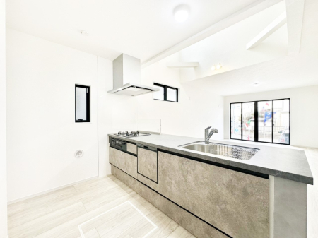 �L�b�`�� �����g���L�b�`��������A�g���₷�����������̂��₷���ɂ������܂����B 