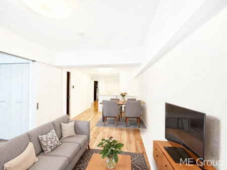 ���r���O �������������͋C�̂k�c�j�͉Ƒ��݂�Ȃ̉��K��ԁ@���Ƌ��CG�ł�