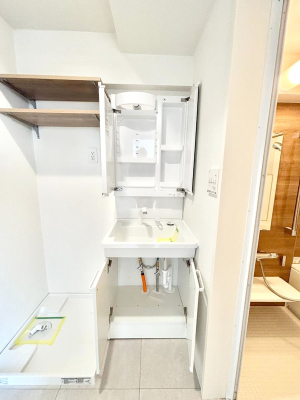 ���̑����� ���ʏ��ɂ͂����Ղ�̎��[�X�y�[�X  