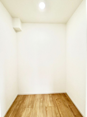 ���̑� �E�H�[�N�C���N���[�[�b�g�t���Ő�����Ԃ��L�����p�ł��܂��B