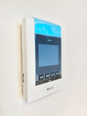 ���̑����� TV���j�^�[�t�C���^�[�t�H�����t���Ă��ăZ�L�����e�B�[��