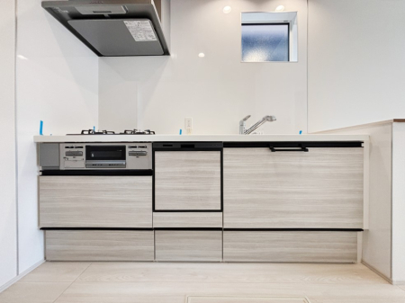 �L�b�`�� ��Ƃ肠��L�b�`���ł͂��Ƒ��Ɗy�������������ł��܂��B