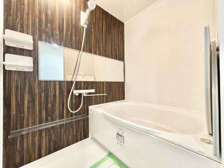 ���� ����̔�������Ă���閾�邢�������̂���o�X���[��  