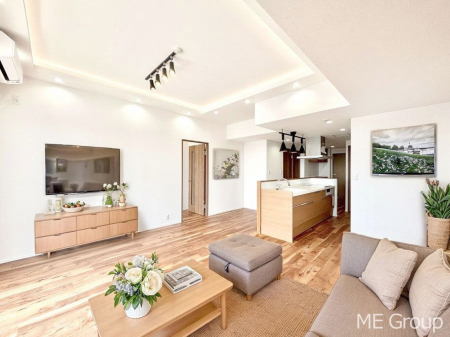 ���r���O �������������͋C�̂k�c�j�͉Ƒ��݂�Ȃ̉��K��ԁ��Ƌ��CG�ł�