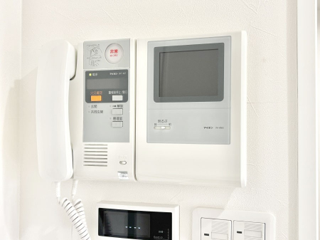 ���̑����� �K��҂���ڂł킩����S�̂s�u���j�^�[�t���C���^�[�z���B   