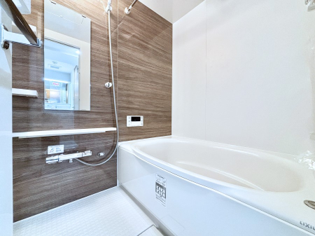 ���� ����̔�������Ă���閾�邢�������̂���o�X���[��  