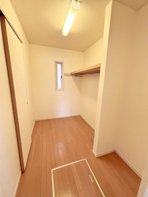 ���̑� �E�H�[�N�C���N���[�[�b�g�t���Ő�����Ԃ��L�����p�ł��܂��B