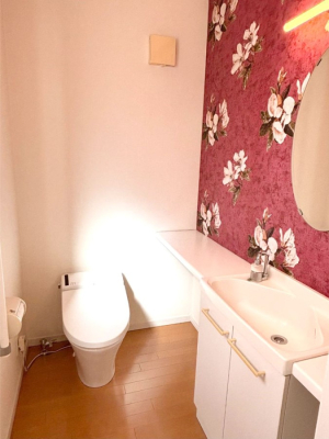 �g�C�� �g�C����1�K��2�K���ꂼ��ɔz�u����Ă��ĂƂĂ��֗��ł��B 