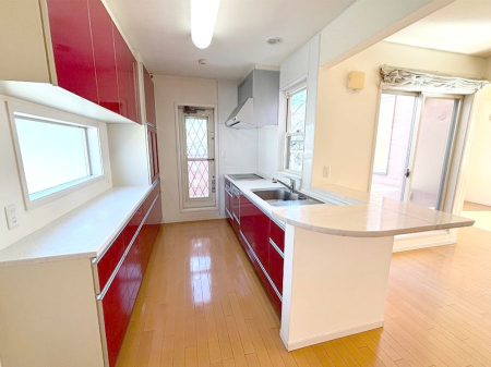 �L�b�`�� �����g���L�b�`��������A�g���₷�����������̂��₷���ɂ������܂����B 