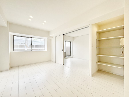 ���̑����� �Ƒ������R�ƏW�܂�e���̃X�y�[�X�ɂȂ肻�� 