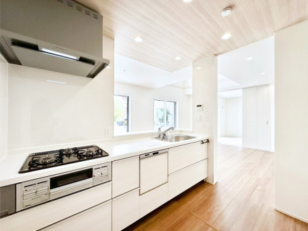 �L�b�`�� �����g���L�b�`��������A�g���₷�����������̂��₷���ɂ������܂����B 