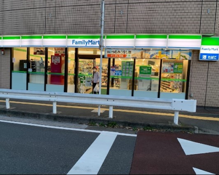 ���ӊ� �R���r�j 320m �t�@�~���[�}�[�g ������w�O�X