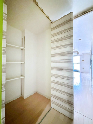 ���[ �L�����[�B�|���p�����p�i�̃X�g�b�N�Ȃǂ�����������[�B