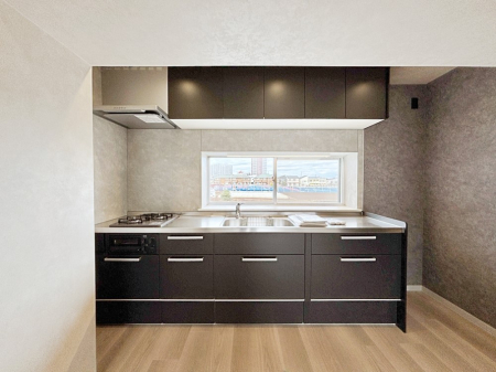 �L�b�`�� �������������I�ɁA�y�����I�V�X�e���L�b�`��