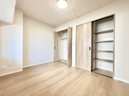 �q������ ���q���܂̂������Ƃ��Ă��I�ߗނ̐������ڂɕ֗��ȃN���[�[�b�g�t���̗m���B