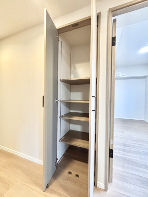 ���̑����� �L�����[�B�|�������G�߂̏��������[���邱�Ƃ��ł��܂��B