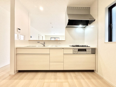 �L�b�`�� �������������I�ɁA�y�����I�V�X�e���L�b�`��  