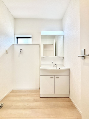 ���ʑ�E���ʏ� �傫�����₷���O�ʋ��Ő�����������ʑ�́A�g�����Ȃ݃`�F�b�N�┧�̂������ɂ������߂ł��B 