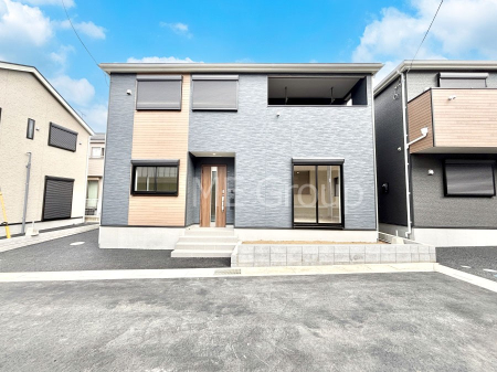 ���n�O�ώʐ^ �������ꂽ�O�ρA�㎿�ȏZ��Ԃ��L���鎺���͉i�����S���ĉ߂�����Z���ł��B 