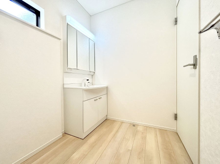 ���ʑ�E���ʏ� ���邢���ʏ��͖����̐g�x�x���y�����ł����Ⴂ�����ł��B