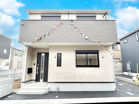 ���n�O�ώʐ^ �������ꂽ�O�ρA�㎿�ȏZ��Ԃ��L���鎺���͉i�����S���ĉ߂�����Z���ł��B 