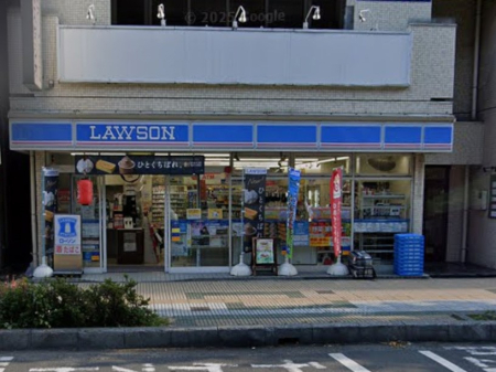 ���ӊ� �R���r�j 300m ���[�\�� ����{���O���ړX