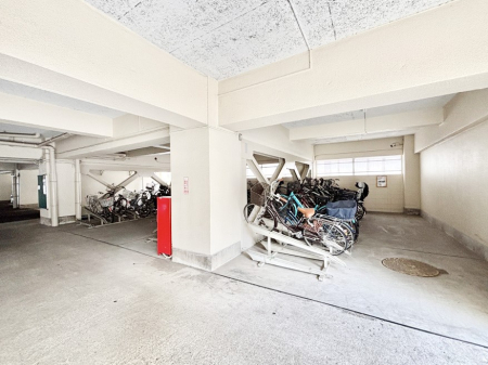 ���̑� �O�� ���]�Ԓu����i�󂫏󋵂͓s�x���m�F���������j