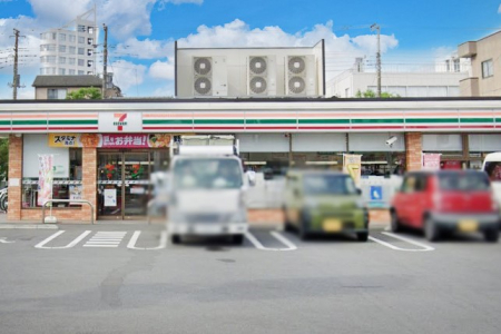 ���ӊ� �R���r�j 560m �Z�u��-�C���u�� �˓c���P���ړX