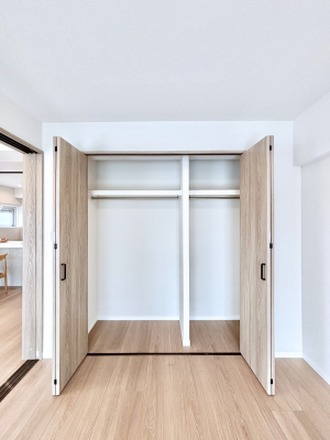 ���[ �m���N���[�[�b�g�B���s��������̂Ō���̈ߗނ�����������[�ł��܂��B