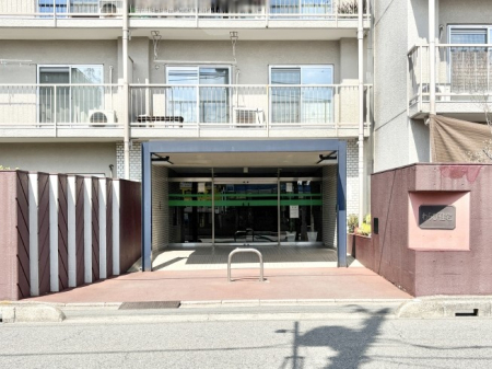 �G���g�����X �������������͋C�̃G���g�����X