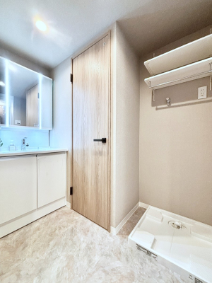 ���ʑ�E���ʏ� ������������ʉ��ώ��Œ��̐g�x�x�����K  