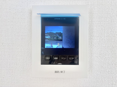 ���̑����� TV���j�^�[�t�C���^�[�t�H�����t���Ă��ăZ�L�����e�B�[��