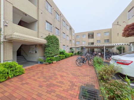 �G���g�����X -