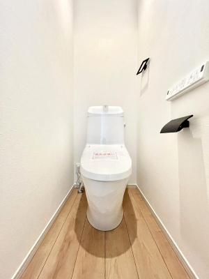 �g�C�� �g�C����1�K��2�K���ꂼ��ɔz�u����Ă��ĂƂĂ��֗��ł��B 