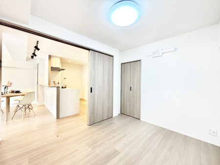 �q������ ���q���܂̂������Ƃ��Ă��I�ߗނ̐������ڂɕ֗��ȃN���[�[�b�g�t���̗m���B