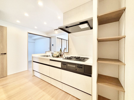 ���̑����� �L�b�`�������[�I�H�ނ̃X�g�b�N�͂������A�g�����͂��낢��I  