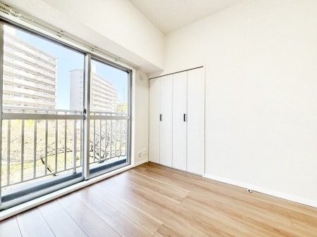 ���̑����� �o���R�j�[���炽���Ղ�����Ă���z�����������S�̂�D������ݍ��݂܂��I