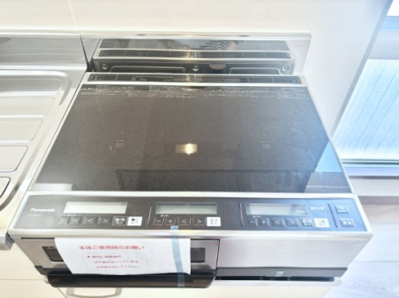 ���̑����� IH�N�b�L���O�q�[�^�[�͓V�̒����ʂ��t���b�g�Ȃ̂Œ�����̓T�b�ƈ�@�����邾���I