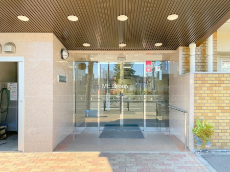 �G���g�����X -