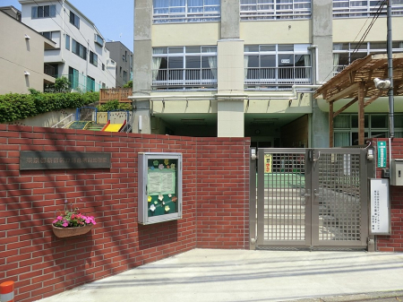 ���ӊ� �c�t���E�ۈ牀 800m �V�h�旧������l�c�t��