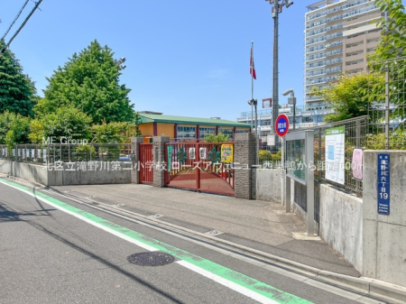 ���ӊ� ���w�Z 600m �k�旧�����񏬊w�Z