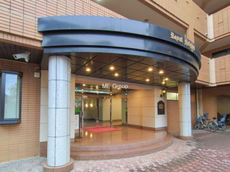 �G���g�����X -