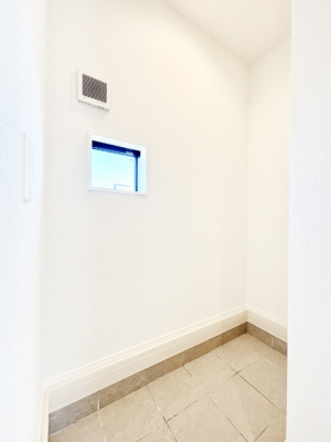 ���[ �x�r�[�J�[��A�E�g�h�A�p�i���X�b�L�����[�ł���SIC�t���ł��B