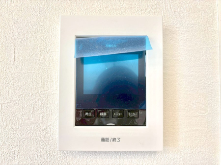 ���̑����� TV���j�^�[�t�C���^�[�t�H�����t���Ă��ăZ�L�����e�B�[��
