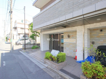 �G���g�����X -