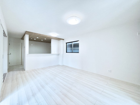 ���r���O 16���̂k�c�j�͉Ƒ��݂�Ȃ̉��K��ԁI�Ƒ��̂Ȃ������������厖�ȃX�y�[�X�ł��B 