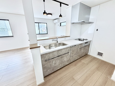 �L�b�`�� �����g���L�b�`��������A�g���₷�����������̂��₷���ɂ������܂����B 