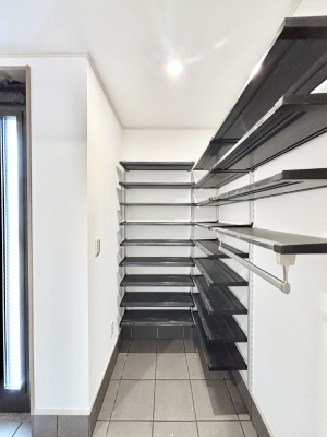 ���� �V���[�Y�C���N���[�N�t���̌��ցB�Ƒ��S���̌C��J��Ȃǂ���������[�ł��܂��B