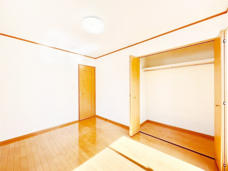 ���̑����� �N���[�[�b�g�t���̂������ŃX�b�L���Ƃ�����Ԃł�����芰���܂��B